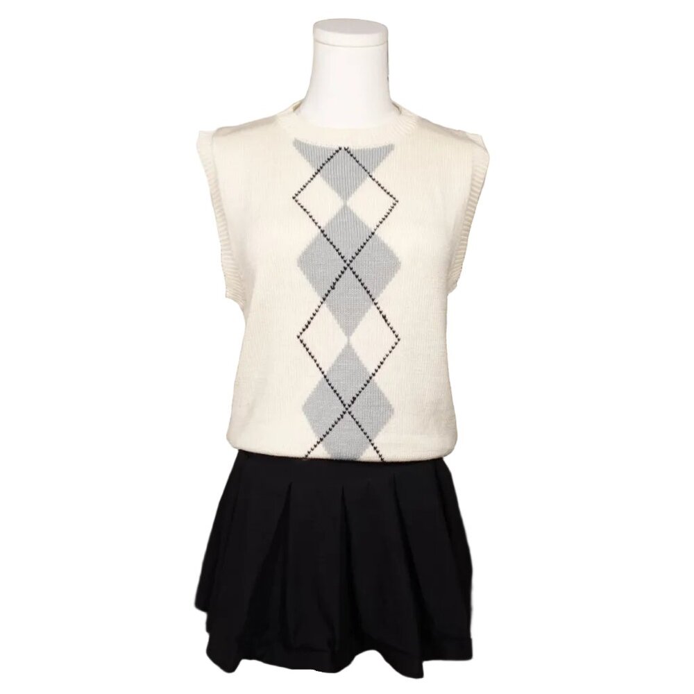 Claudias Closet Argyle Knit Vest-M